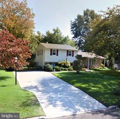 319 HOLLY KNOLL, Churchville, PA 18966