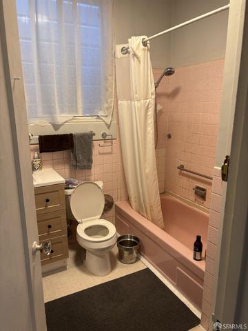 560 27th Avenue, San Francisco, CA 94121