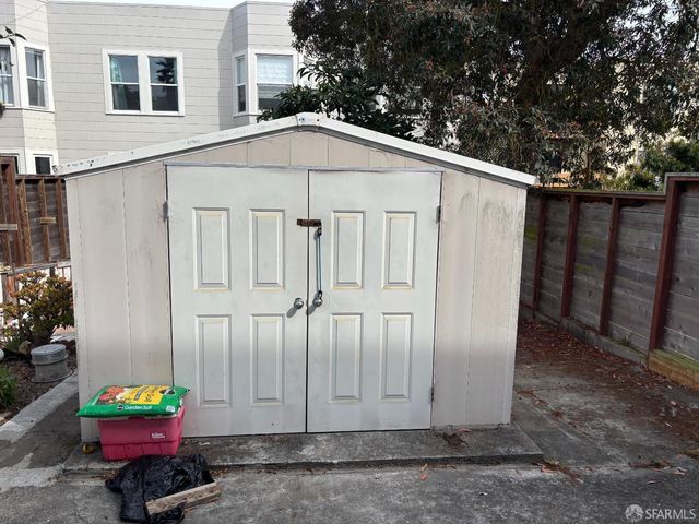 560 27th Avenue, San Francisco, CA 94121
