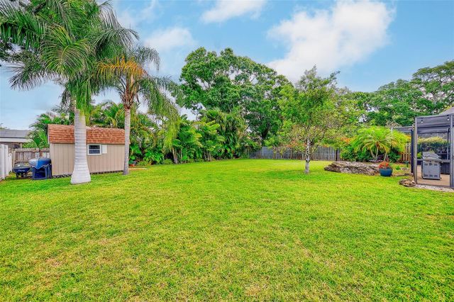 14339 110TH TERRACE, Largo, FL 33774