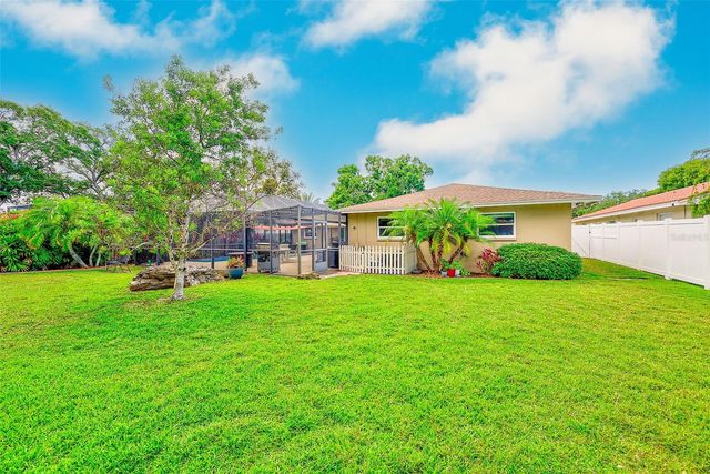 14339 110TH TERRACE, Largo, FL 33774