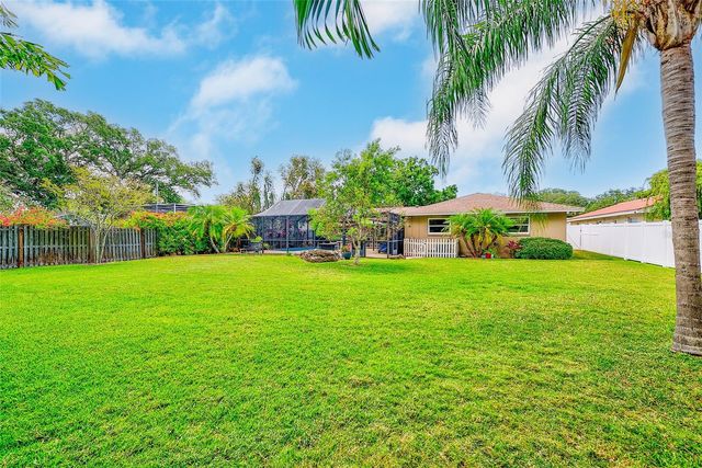 14339 110TH TERRACE, Largo, FL 33774