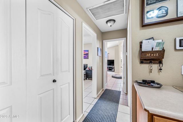 7990 W SOLANO Drive N, Glendale, AZ 85303