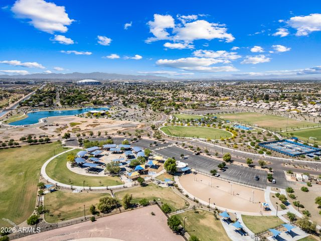 7990 W SOLANO Drive N, Glendale, AZ 85303