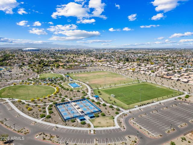 7990 W SOLANO Drive N, Glendale, AZ 85303