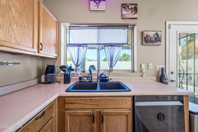 7990 W SOLANO Drive N, Glendale, AZ 85303