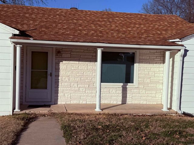 1105 W THOMPSON, Paragould, AR 72450