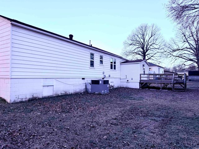 1105 W THOMPSON, Paragould, AR 72450