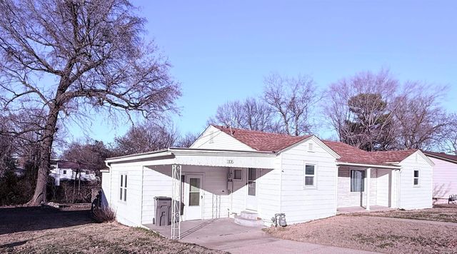 1105 W THOMPSON, Paragould, AR 72450