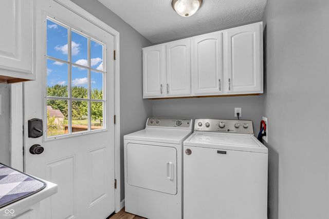 114 Pilgrim Court, Greenwood, IN 46142