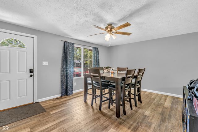 114 Pilgrim Court, Greenwood, IN 46142