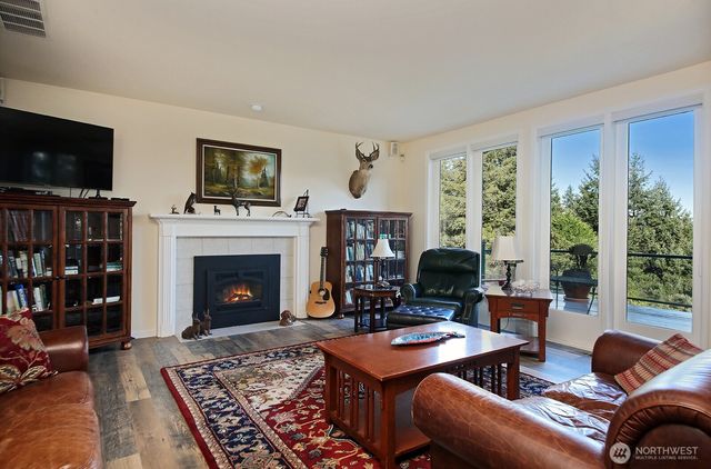 5762 Summerhill Drive, Langley, WA 98260