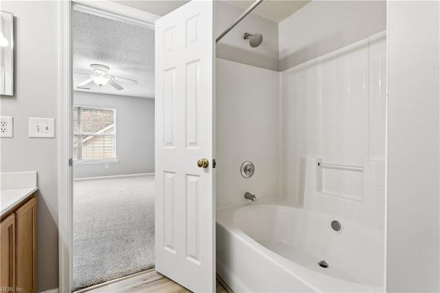 108 Nathan PL, Yorktown, VA 23692