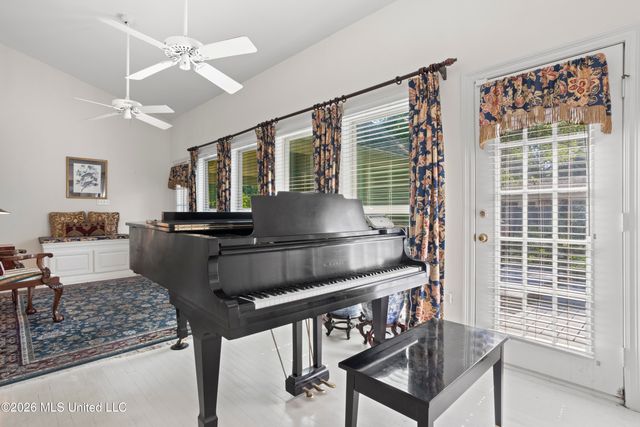 1 High Pointe Drive, Gulfport, MS 39507