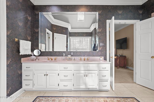 1 High Pointe Drive, Gulfport, MS 39507