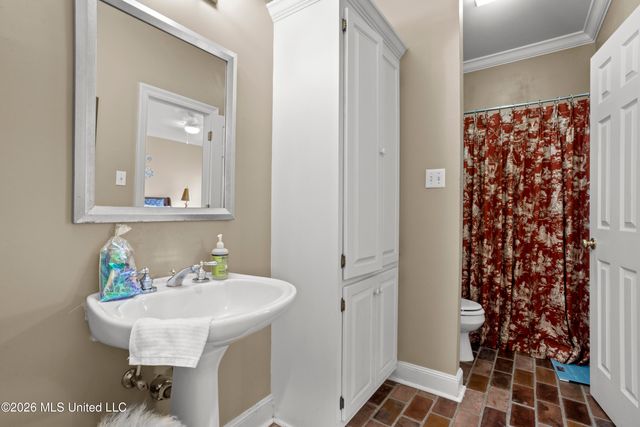 1 High Pointe Drive, Gulfport, MS 39507
