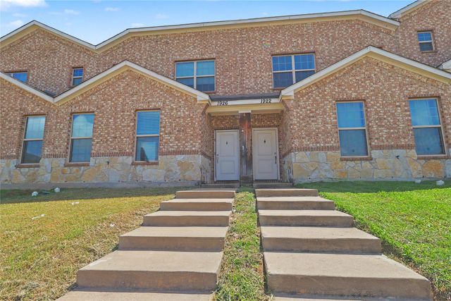 1922 Timber Oaks Drive, Garland, TX 75040