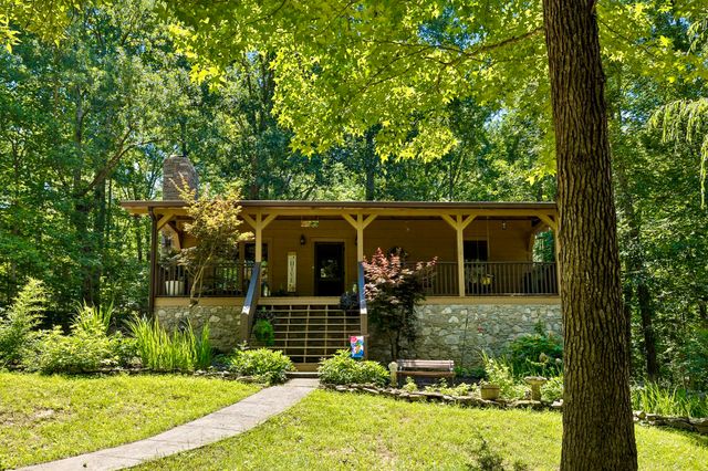 5833 Dewey Carr Rd, Bethpage, TN 37022