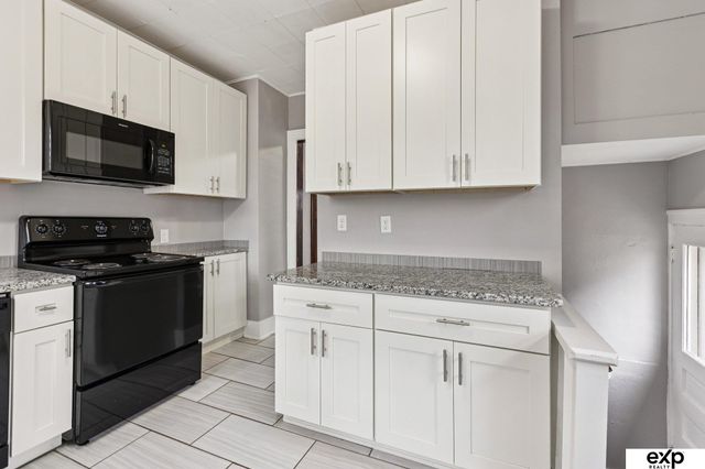 3120 N 47 Avenue, Omaha, NE 68104