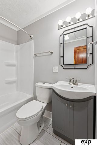 3120 N 47 Avenue, Omaha, NE 68104