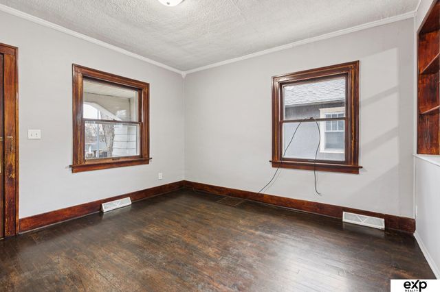 3120 N 47 Avenue, Omaha, NE 68104