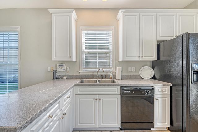 111 Foxglove Avenue, Summerville, SC 29483