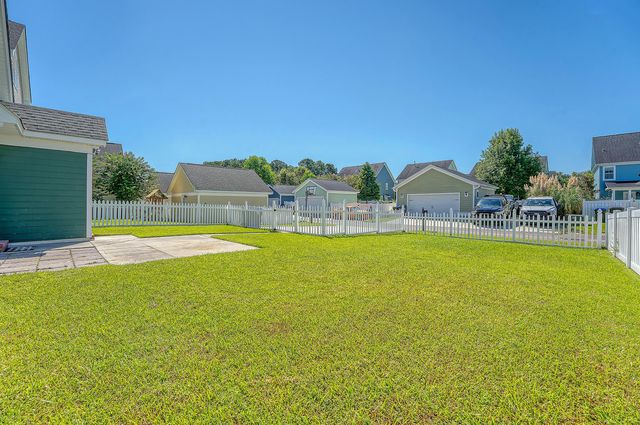 111 Foxglove Avenue, Summerville, SC 29483