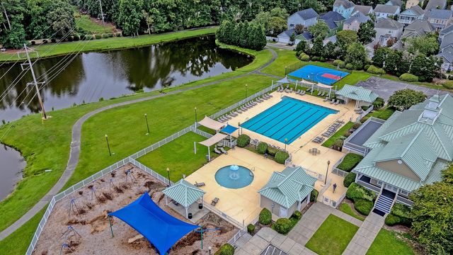 111 Foxglove Avenue, Summerville, SC 29483