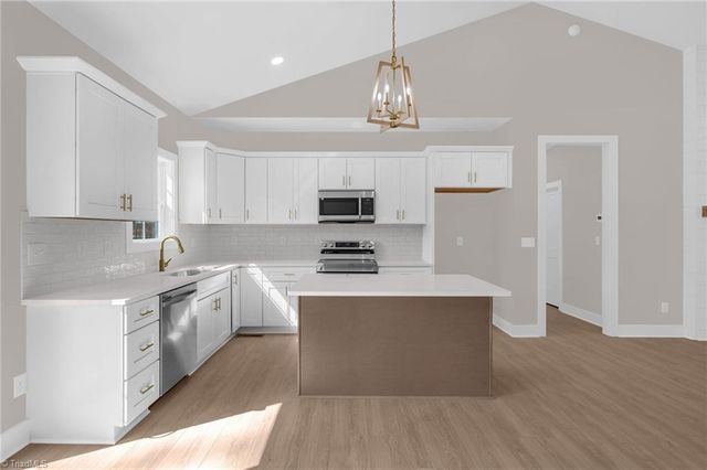 314 Lily Drive, Kernersville, NC 27284