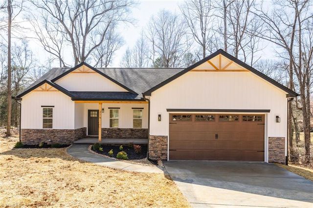 314 Lily Drive, Kernersville, NC 27284