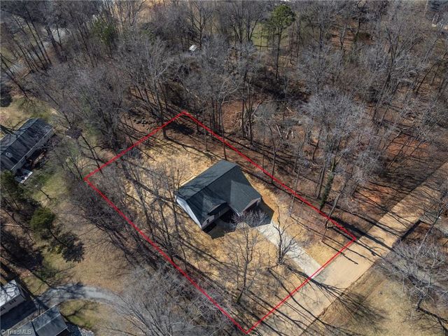 314 Lily Drive, Kernersville, NC 27284