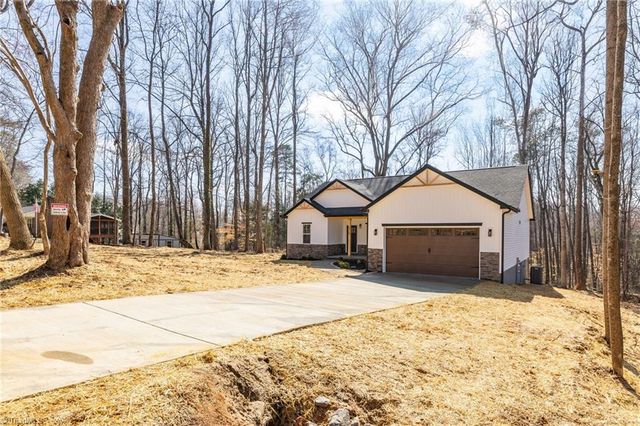 314 Lily Drive, Kernersville, NC 27284