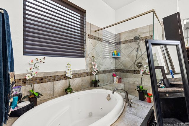 2426 Dunmore Hill, San Antonio, TX 78230