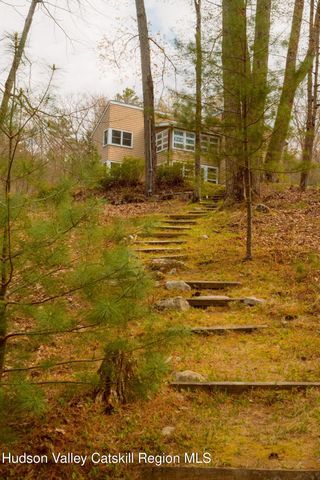 4 Bradford Road, Forestburgh, NY 12777