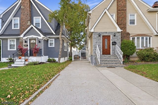 841 Bailey Ave, Elizabeth City, NJ 07208