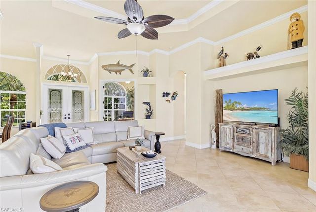 1440 Vendome CT, Cape Coral, FL 33904