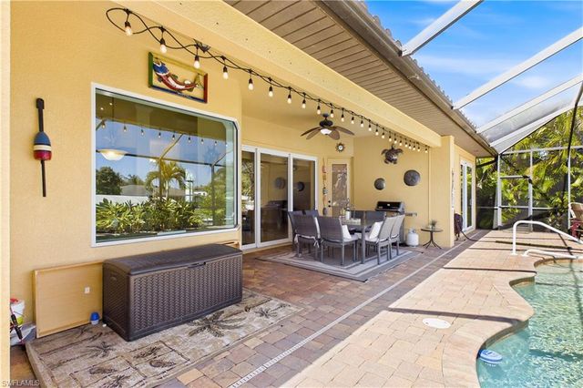 1440 Vendome CT, Cape Coral, FL 33904