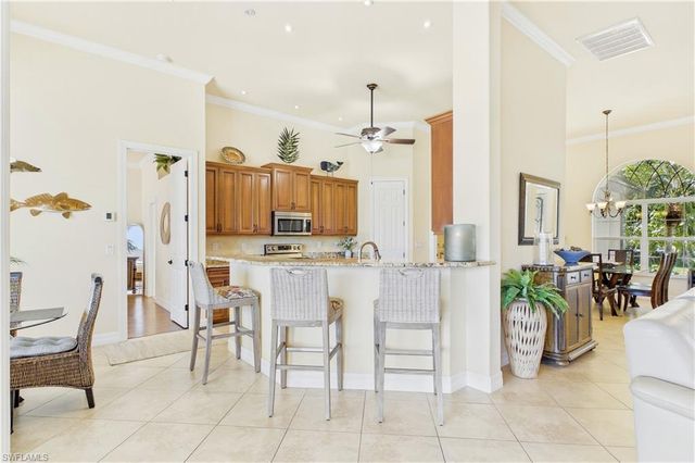 1440 Vendome CT, Cape Coral, FL 33904