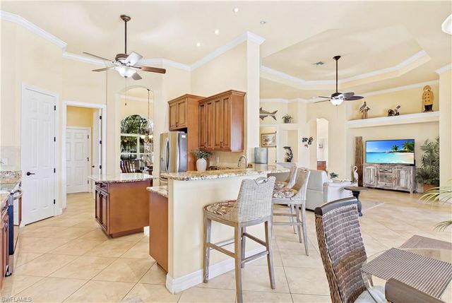 1440 Vendome CT, Cape Coral, FL 33904
