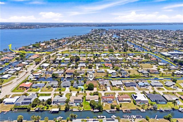 1440 Vendome CT, Cape Coral, FL 33904