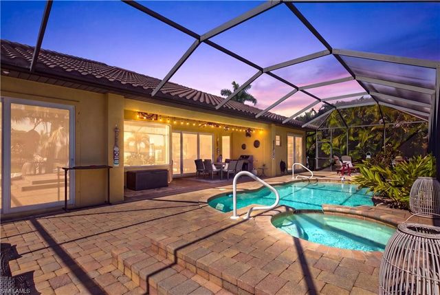 1440 Vendome CT, Cape Coral, FL 33904