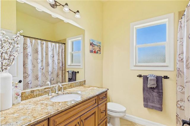 1440 Vendome CT, Cape Coral, FL 33904
