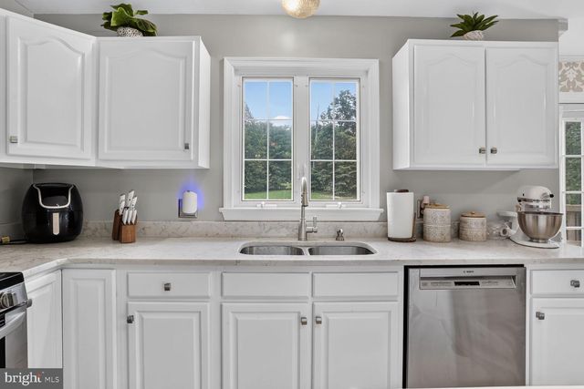 5 OLIVER COURT, Fredericksburg, VA 22406