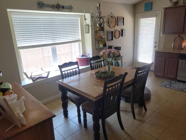 305 Verano DR, Kyle, TX 78640
