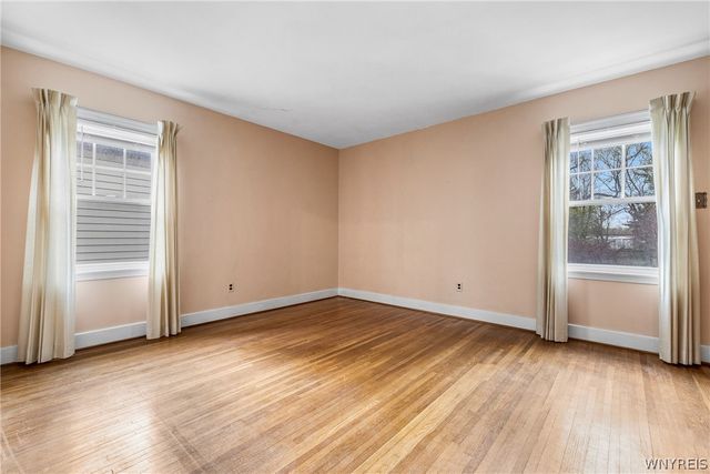 5176 Genesee Street, Lancaster, NY 14026