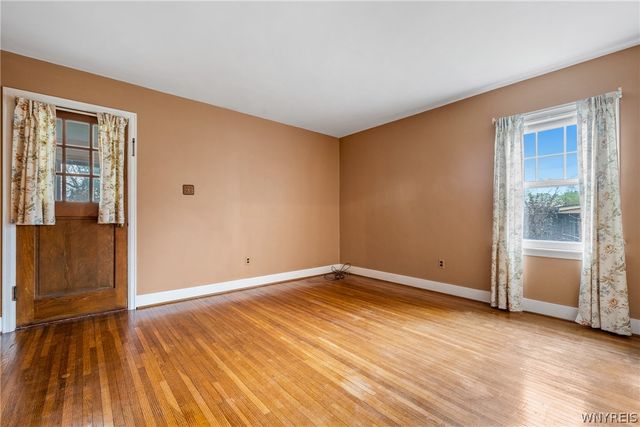5176 Genesee Street, Lancaster, NY 14026