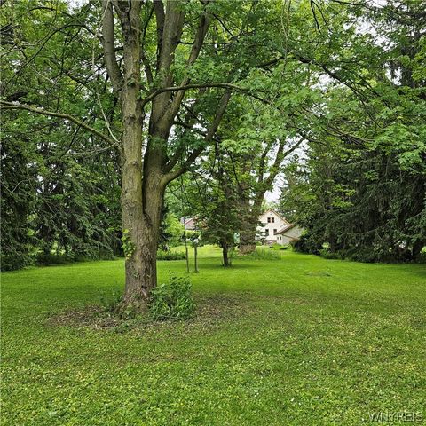 5176 Genesee Street, Lancaster, NY 14026