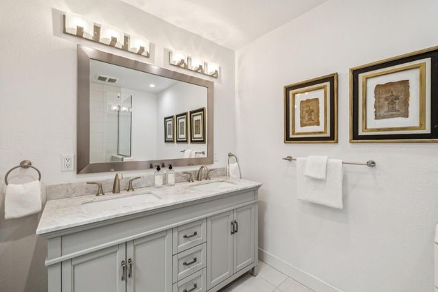 617 E Fox Court, Redwood City, CA 94061