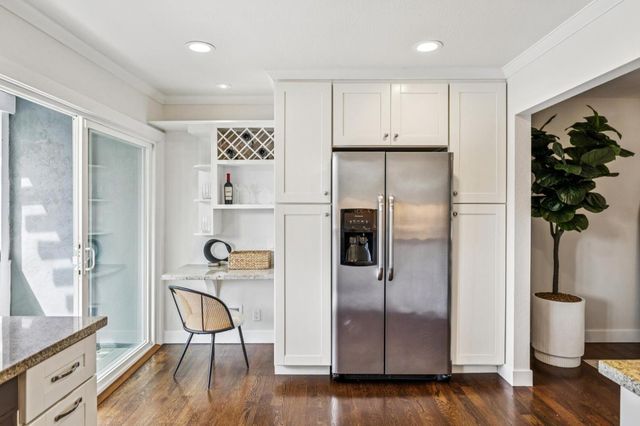 617 E Fox Court, Redwood City, CA 94061