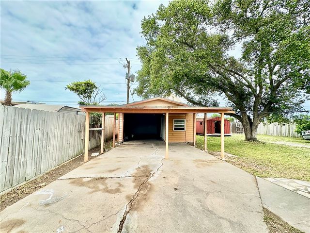 5018 Bevly Dr, Corpus Christi, TX 78411